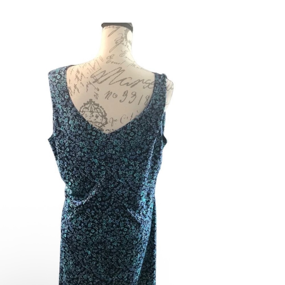 Sleeveless Teal Floral V-Neck Mini Dress - Picture 3 of 8